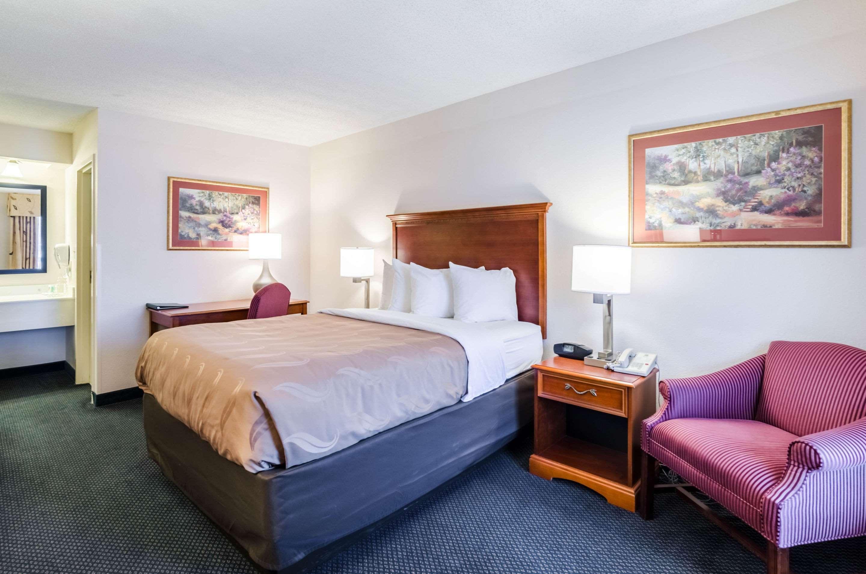 Quality Inn Lynchburg Near University Екстериор снимка