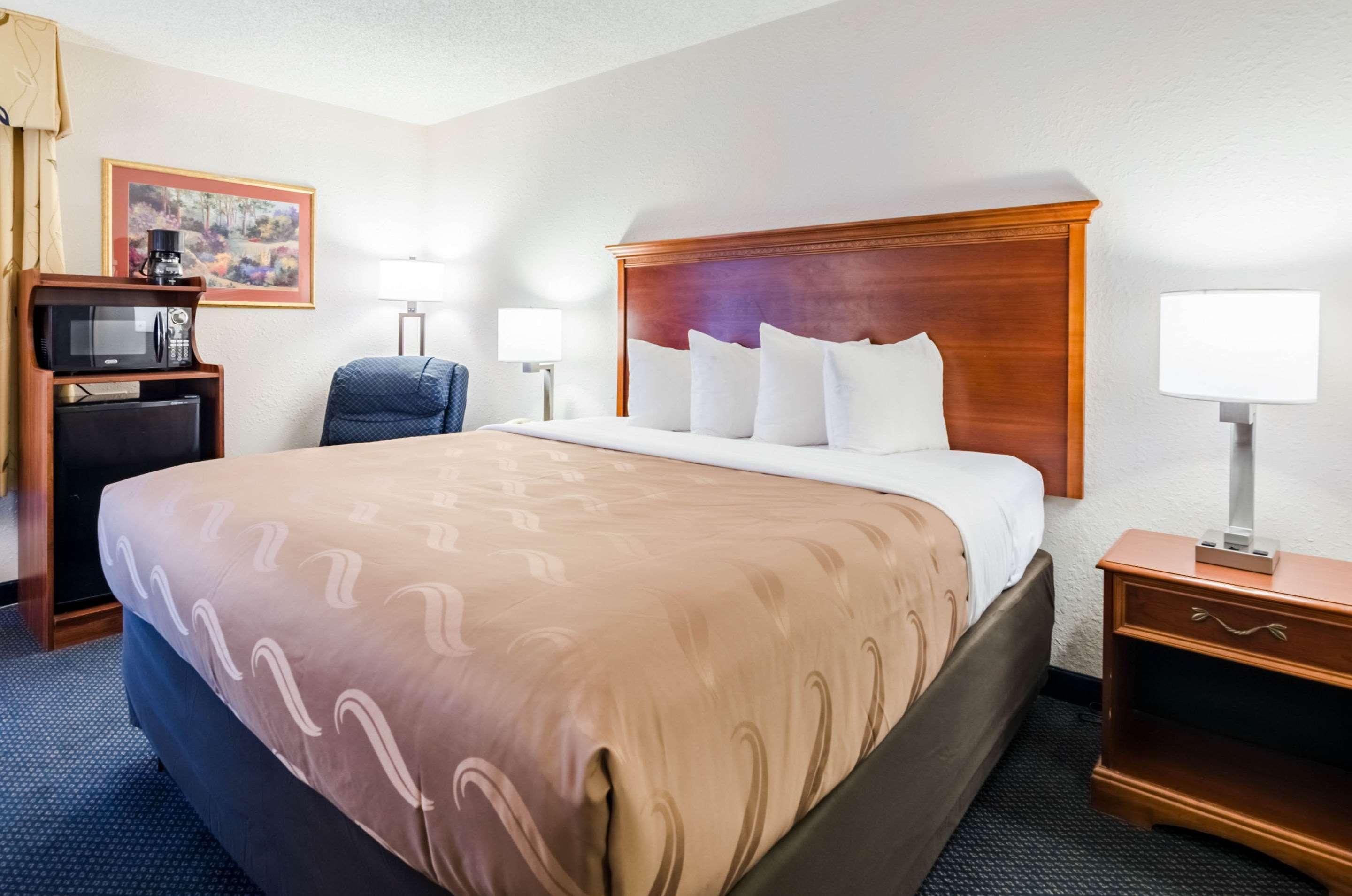 Quality Inn Lynchburg Near University Екстериор снимка