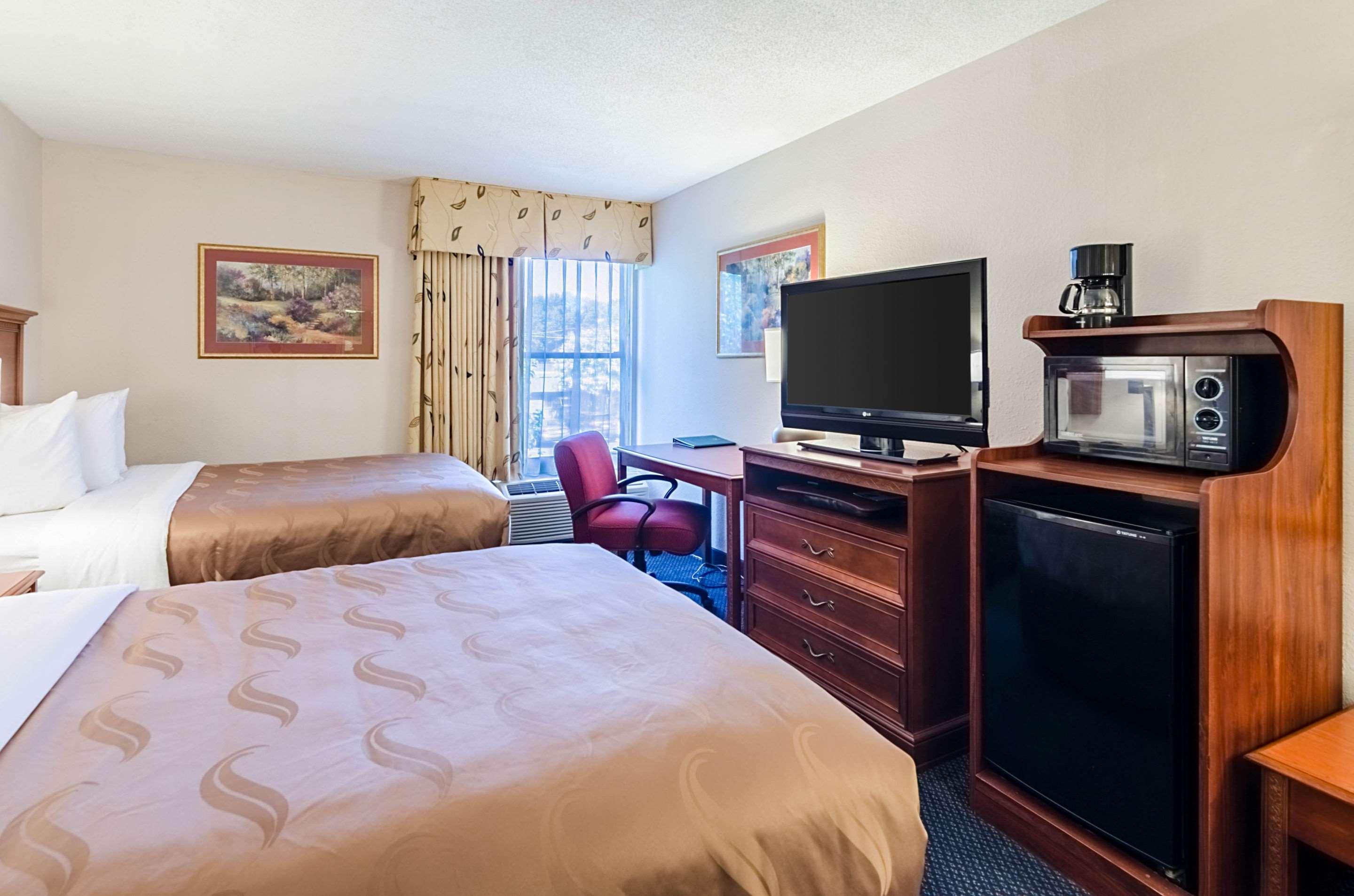 Quality Inn Lynchburg Near University Екстериор снимка