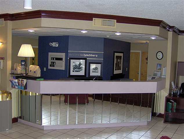 Quality Inn Lynchburg Near University Интериор снимка